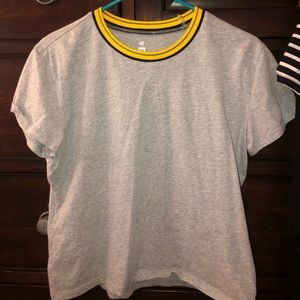 pacsun grey and yellow tee